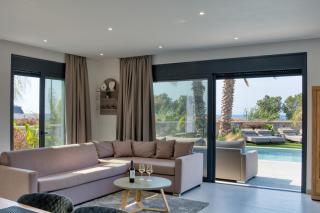 Penélope Beachfront Villa - Kremasti - 2