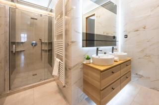 High-End Luxurious Royal Residence in the Heart of Budapest - Budapest - 1