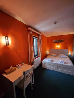 Hôtel Francorchamps Pitlane Lodge - 8