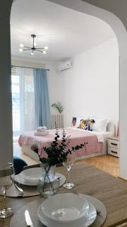 PinkFluid - Charming Studio in Prime Location - Bucarest - 2