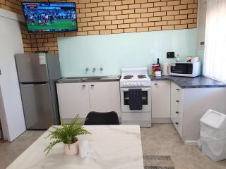 Elliston Apartments - Elliston - 1