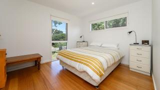 Classic 70's Beach House Outside - 97-99 Lohr Avenue - Inverloch - 4