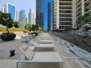 Cozy 1 Bedroom in Business Bay Dubai - Dubai - 2