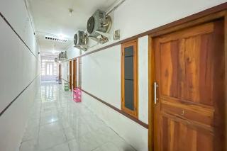 RedDoorz Near Karawang Central Plaza - 6