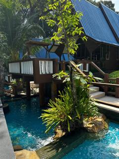 Shari-La Perhentian Island Resort - Kampong Pasir Panjang - 1