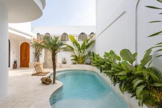 Casa Cherish Canggu 3BR River Side Villa - 4