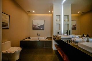 Villa MJ - Canggu Luxe Villa with Pool & Rooftop Views - Canggu - 9