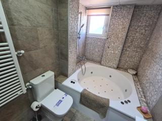 Dos Torres Ribera Play & Relax con Jacuzzi y cine - Saragozza - 1