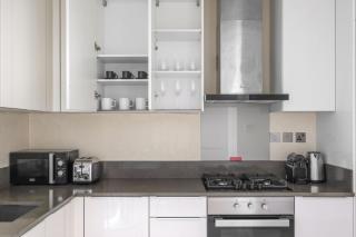 Blueground Marina Gate city view sauna gym DXB-1338 - 4