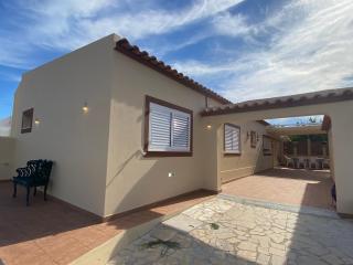 Villa ELTAEL - Miguel House - Warm Pool until 1 November - Facilities for disabled guests - Manta Rota - 9