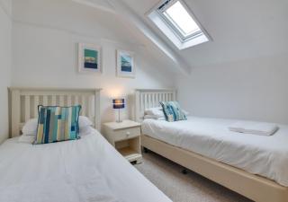 West Pier Flats - 4