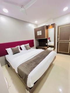 Hotel rajlaxmi executive - 7