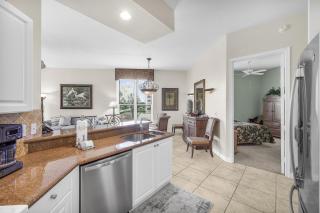 Peaceful condo with pool and steps to South Beach - 1