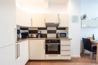 Cannes 1-Br Apartment in the Carré d’Or - Cannes - 2