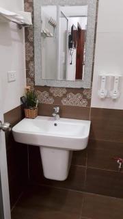 Nhà nghỉ Lucky Motel - 1