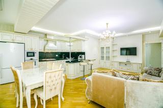 Park Azure Luxury Apartment - Baku - 1