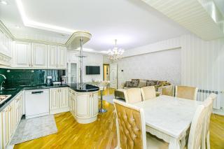 Park Azure Luxury Apartment - Baku - 4