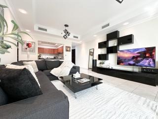 Trophy Stays - 1BR JLT Vacation Spot Near Marina, Beach, Parks & Malls - 9