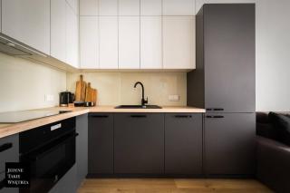 Premium Apartments with FREE Parking Near Muzeum Powstania - 5