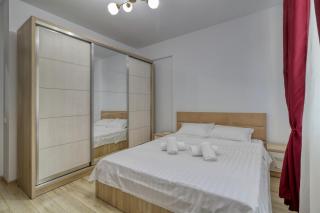 Homie Grand Apartment - Private Parking - Self Check-In - 1