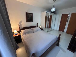 Refúgio praiano: Apto reformado a 100m da praia - 2