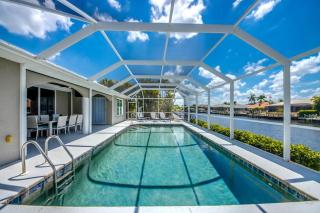 CoralVilla Tropical Breeze - pool, good boat location, BBQ, Tiki hut - 4