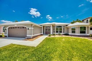 Villa Tropical Breeze by CoralVilla - pool, good boat location - Cape Coral - 9