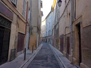 Historic Center, Top Floor W View - Aix-en-Provence - 4