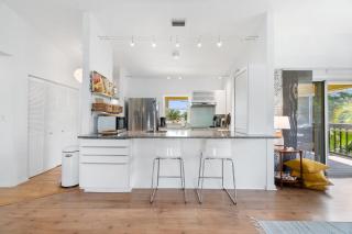Bonita Beach Getaway, 2 Bed, 2 Bath Couples Beach Escape - 7