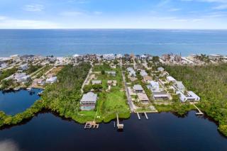 Bonita Beach Getaway, 2 Bed, 2 Bath Couples Beach Escape - 6