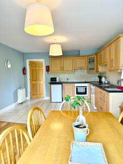 House No 3 Dingle Lispole Holiday Homes - Dingle - 3
