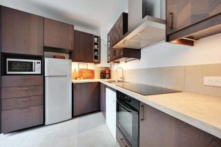Fully Renovated Apartment In Montmartre - París - 8