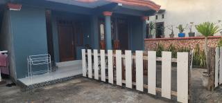 Bougenville Village House - Sengkol - 2