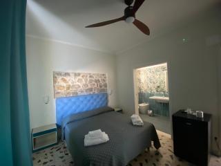 Cinquestelle Albergo del centro storico - Palinuro - 2