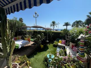 Promenade des Anglais Center Sea and Beach front design flat with Private Garden - 1