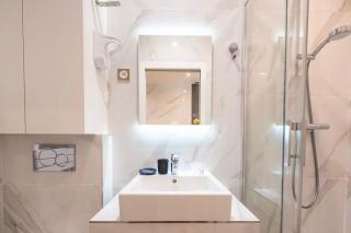 Luxurious Apartment with Stylish Design and Comfort - 105 - París - 5
