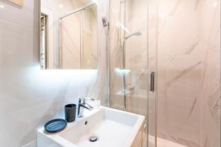 Luxurious Apartment with Stylish Design and Comfort - 105 - París - 1