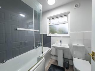 Southend Retreat KING SUITE Luxury stay with parking - Southend-on-Sea - 3