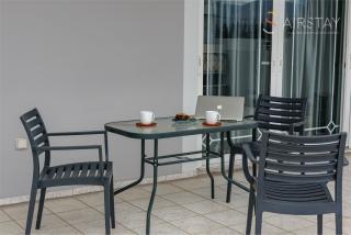 Zilean Apartments Airport by Airstay - Spáta - 6