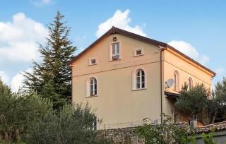4 Bedroom Gorgeous Home In Satriano - Satriano - 1