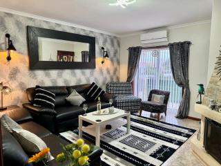 200M - Train Station Barrinha Beach House & Pool - Esmoriz - 3