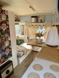 Original vintage spirit alpine Caravan Anglesey - Llanfaethlu - 9