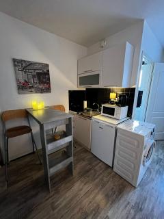 Cozy 1-bdroom apartment in the Centre, free parking - 9