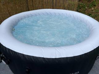 Hot Tub Time Capsule with Waterbed & Jukebox - Middle Grove - 2
