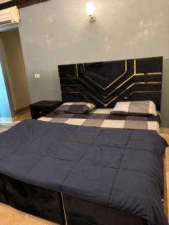 Luxurious Modern Living, F-11, Islamabad - Islamabad - 3