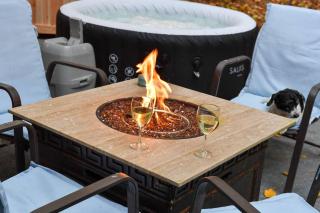 Spa Retreat - Hot Tub & Massage Chair - Middle Grove - 0