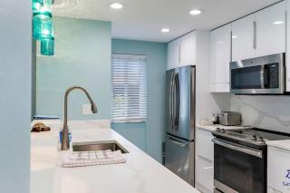 Treasure Island Land End 405 - 4