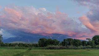 Yellowstone Crest Lodge - 3