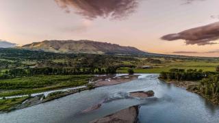 Yellowstone Crest Lodge - 8