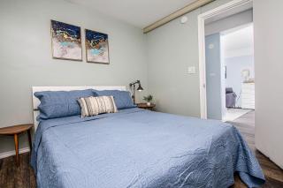 Hawaii Style Centrally located with full kitchen - 7